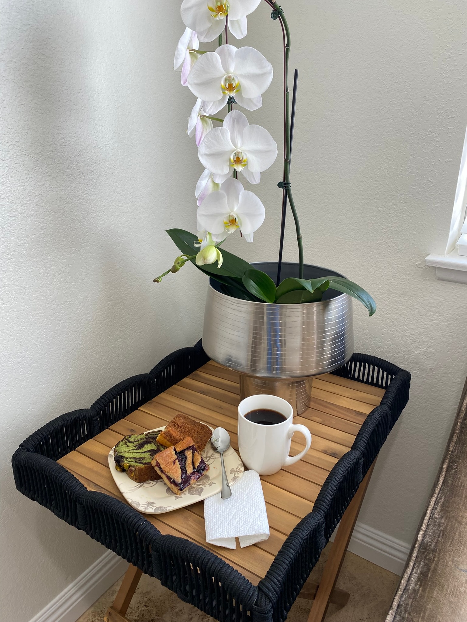 Charming dining details